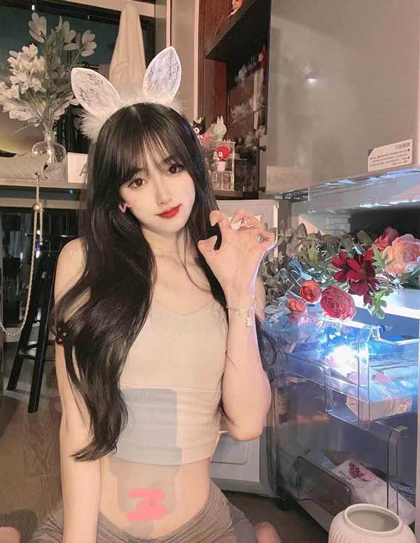 巴黎外围女大学生